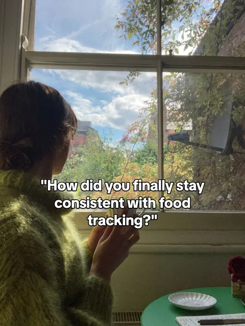 Slide 1 of 7: "How did you finally stay consistent with food tracking?"